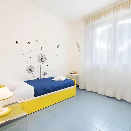 Casoli 11 - Vista Mare Apartmán *